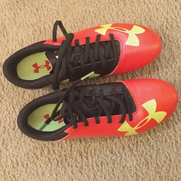 Under Armour Cleats - Picture 4 of 4
